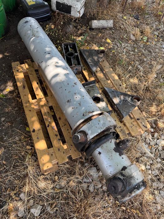 Хидравлична бутилка за гондола