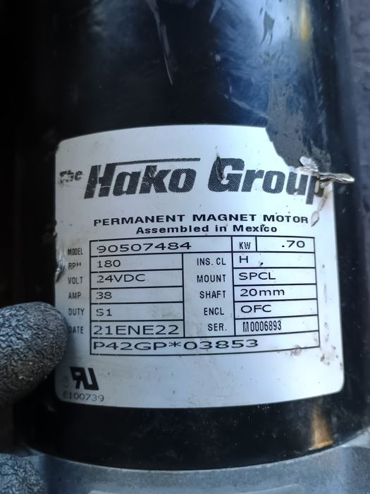 Motor electric cu reductor  24 v 180 , 220 rpm