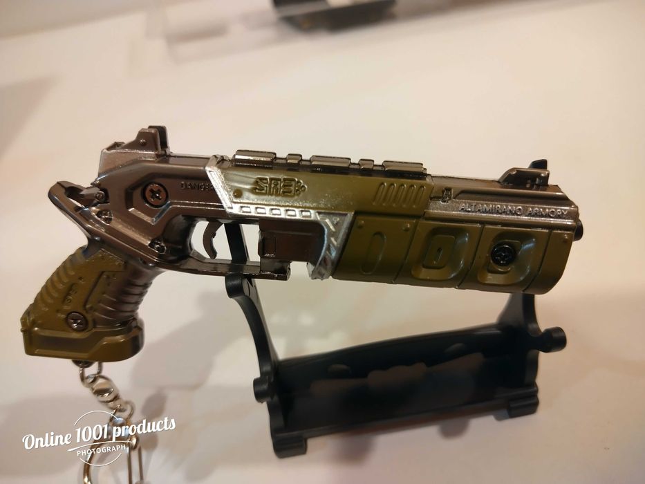 Apex Legends сувенири
