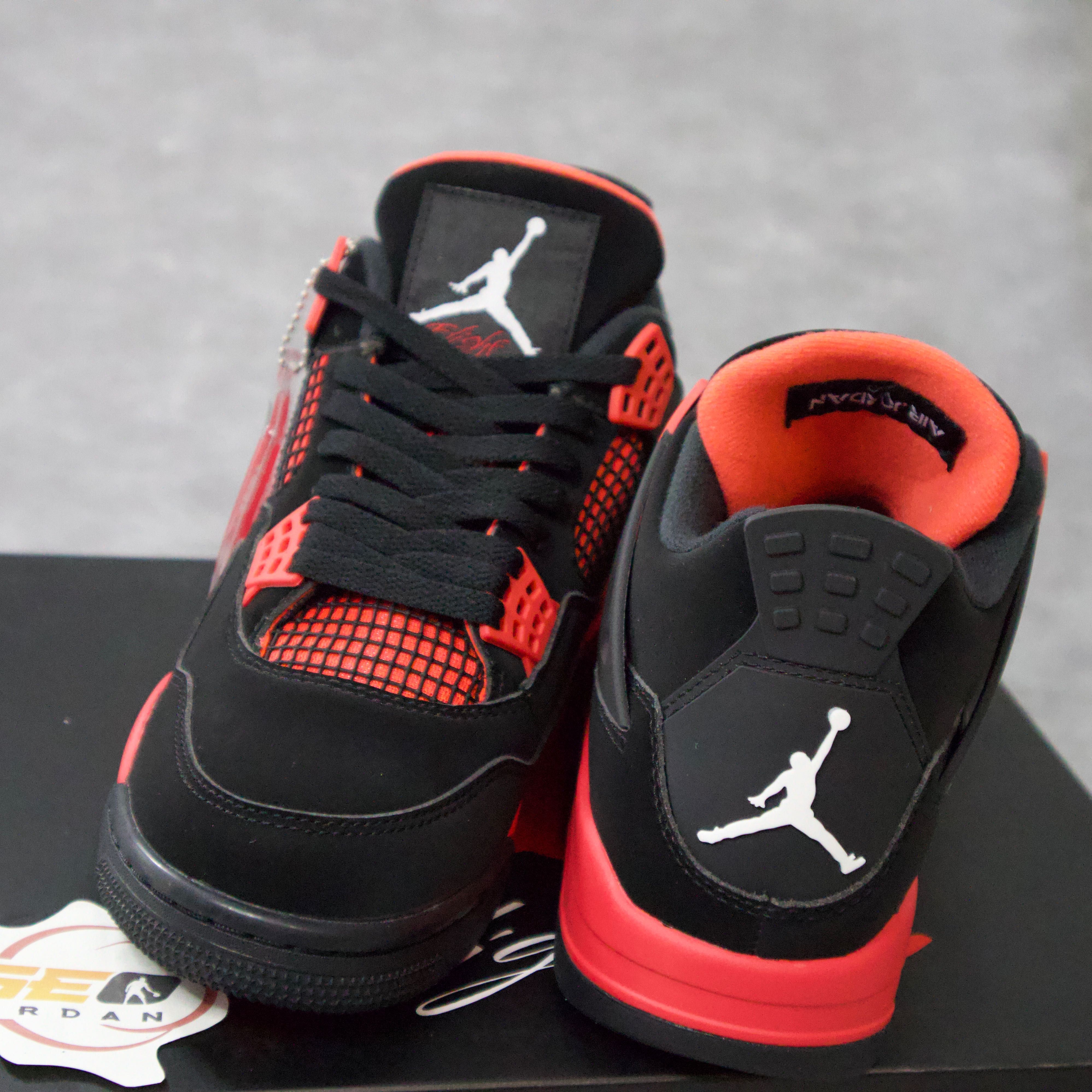 Nike Air Jordan 4 Red Thunder