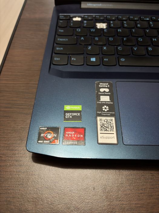 Laptop Lenovo Ideapad gaming 3/Amd ryzen 5 4600H/Nvidia GTX 1650