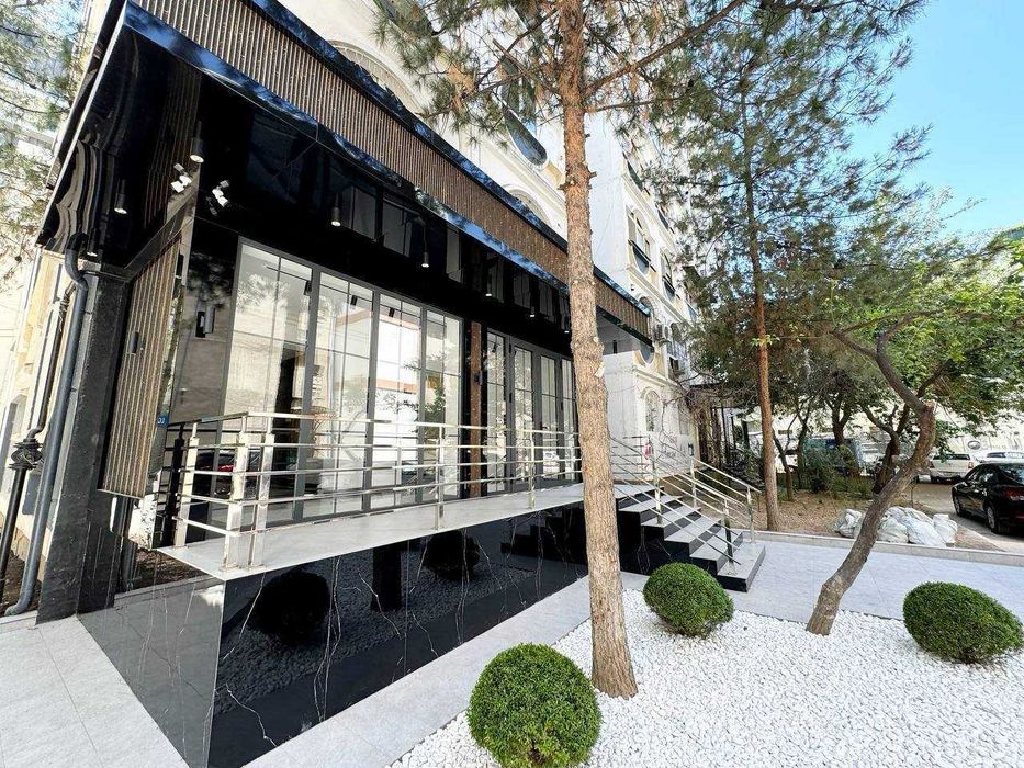 Продается офис в центре по ул. Нукусская ор-р Макро 100м с арендатором