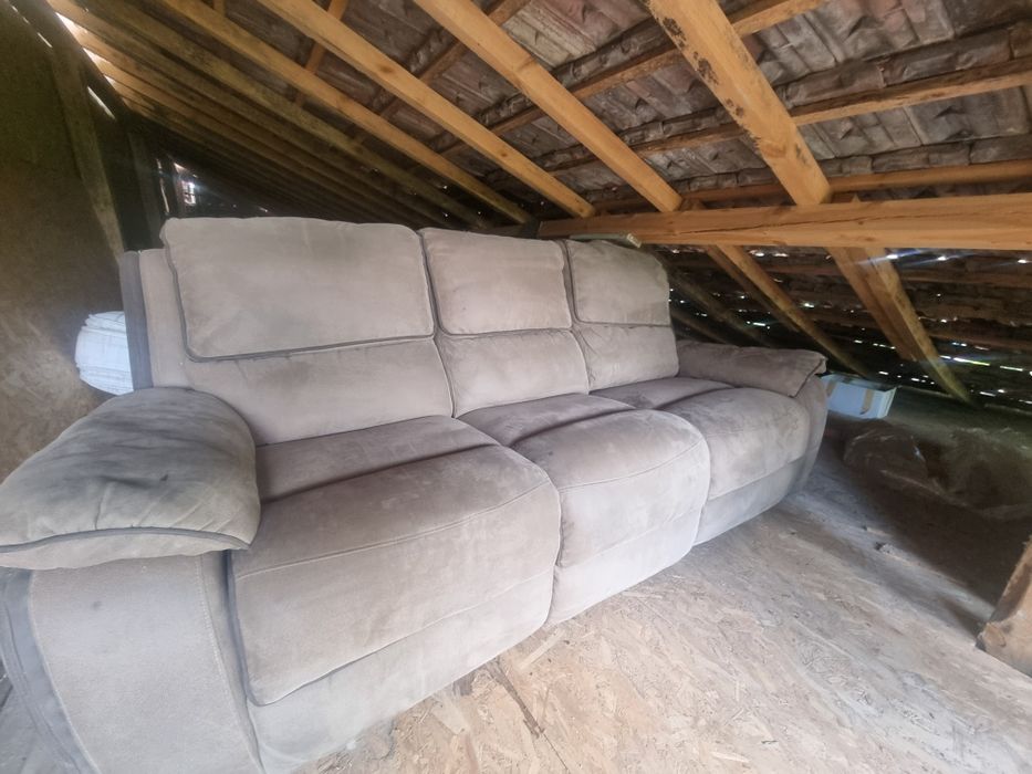 Запазен диван с функция шезлонг