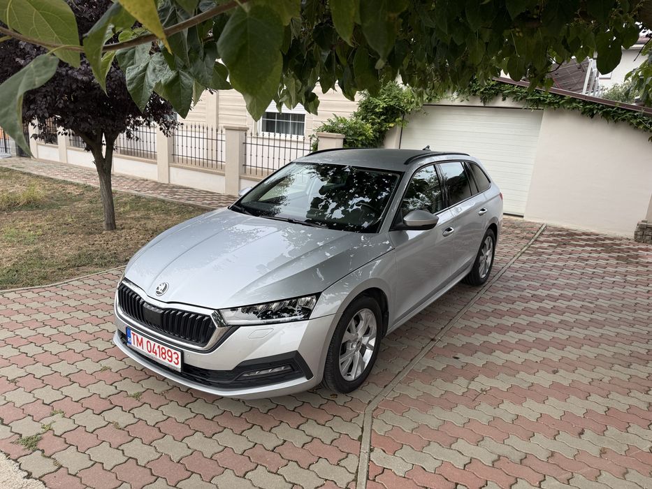 Skoda Octavia 2021 Cockpit Digital Distronic Led Metrix
