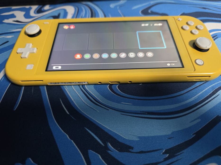 Nintendo switch lite 128gb+32gb