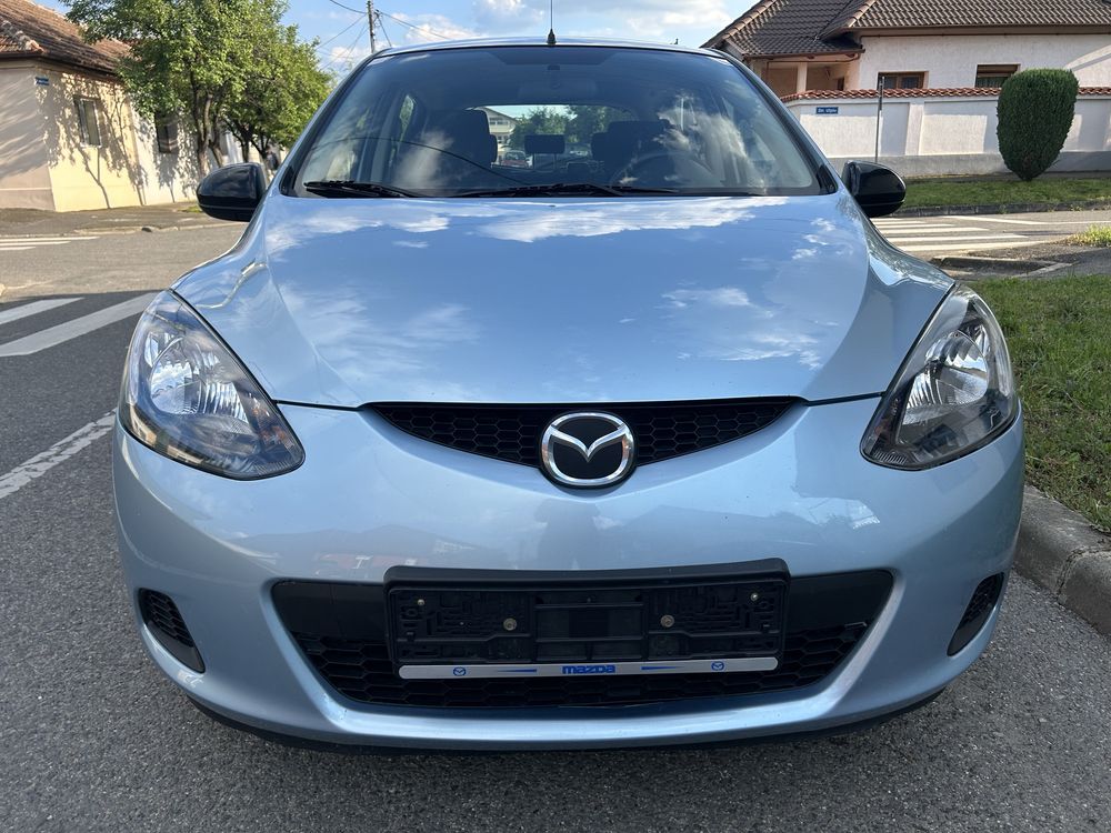 Mazda 2 1.4 Benzina 75 Cp an 2010