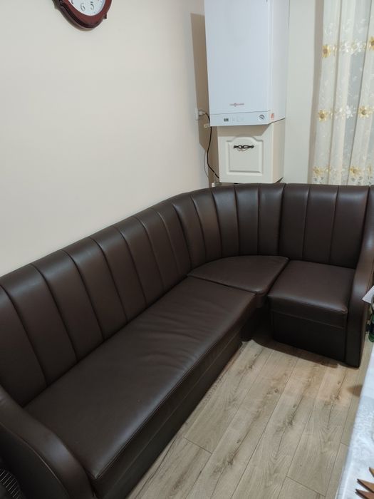 Colțar de bucătărie cu lada depozitare