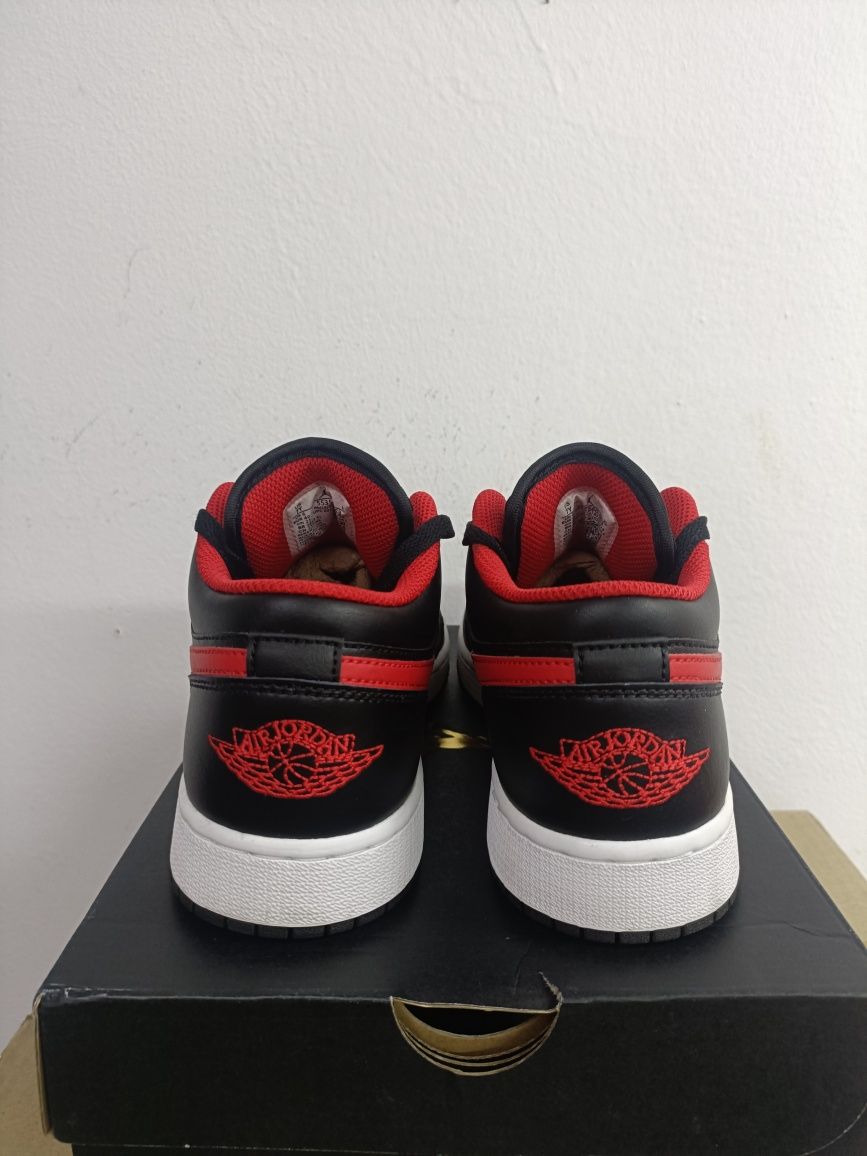 Nike Air Jordan 1 Low номер 39-40