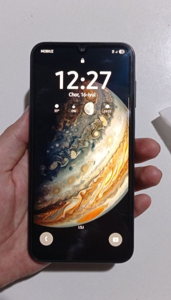 Galaxy A15 Holati yangi kami bor