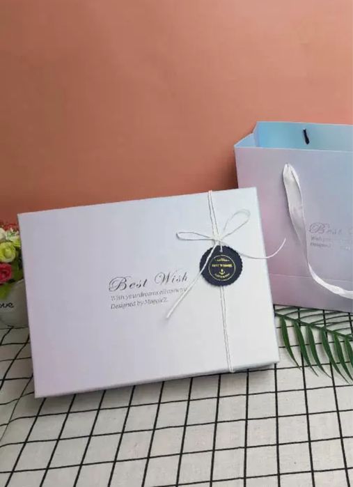 подарочные коробки