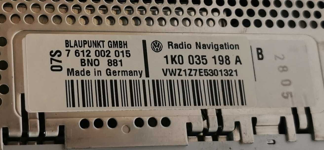 Оригинален Плеър за Volkswagen Passat B6, BLAUPUNKT, Made in Germany