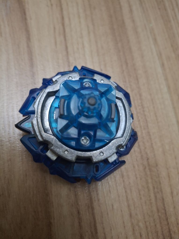 Bayblade Burst комплект