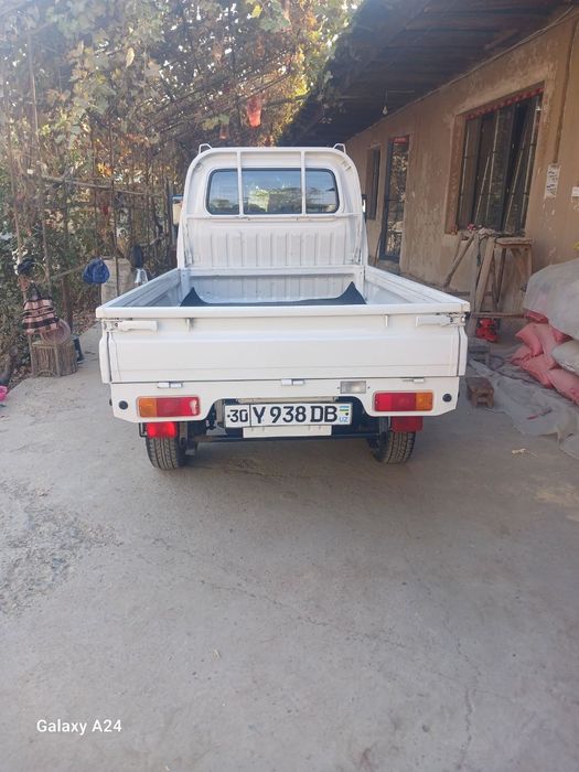 Labo sotiladi 2023 yil radnoy kraska urilmagan narxi 7500$