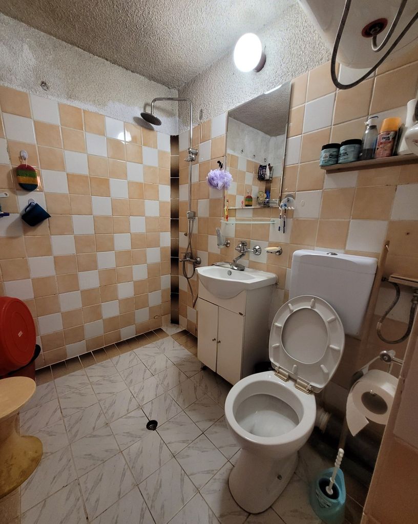 Продава се Тристаен апартамент в София, Дружба 2 - 98 кв.м за 1659 €/кв.м - Снимка #11