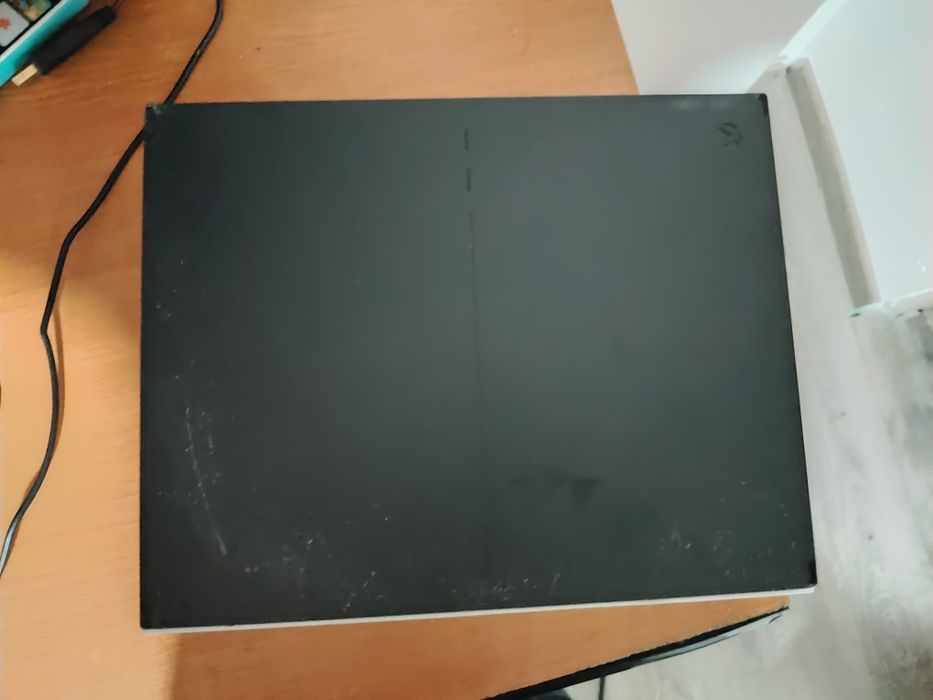 Vând Xbox one s 500gb