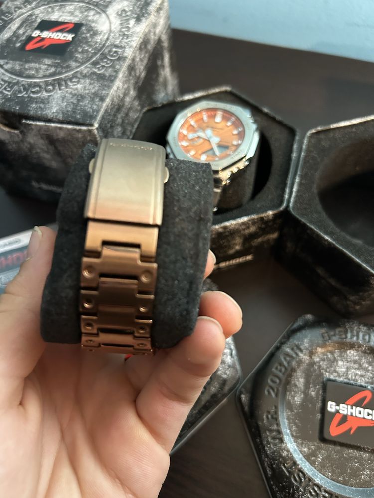 CASIO G-SHOCK GM-2110D-4A и G-Shock GM-B2100GD-5AER