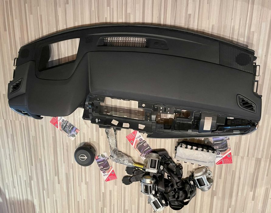 Nissan Qashqai J12  airbag plansa de bord HUD - set centuri siguranta