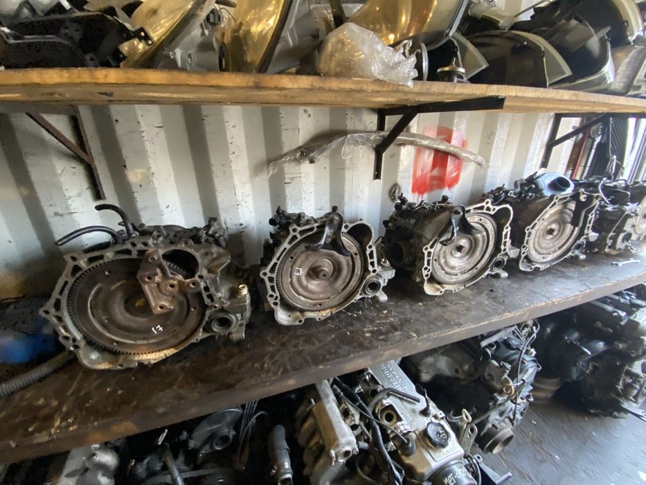Б/у запчасти с авторазбора — двигатель, коробка, кузов