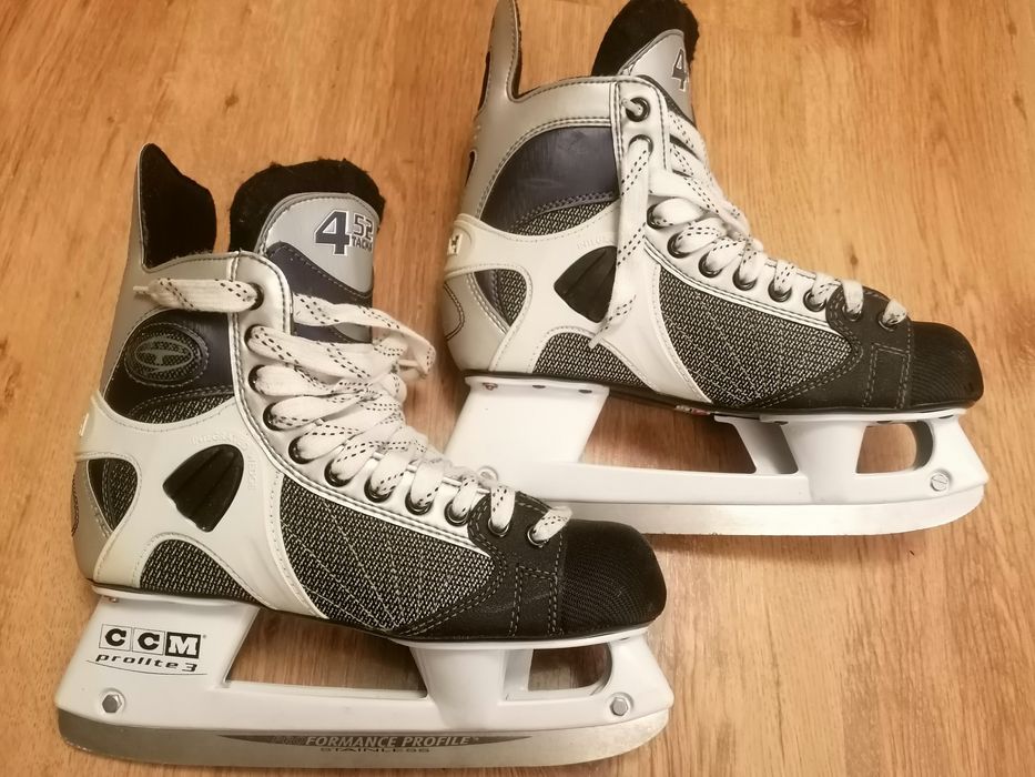 Patine hockey hochei CCM Tacks 4.52 bauer patinaj gheata