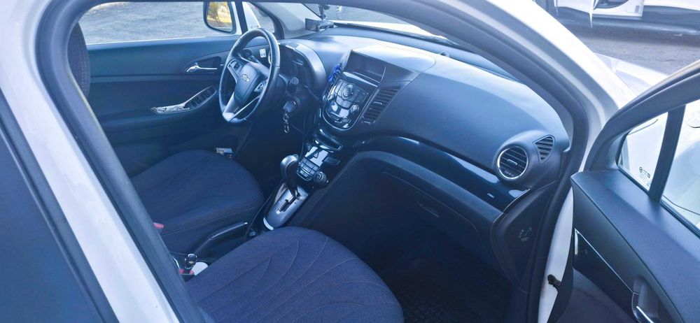 Chevrolet Orlando LTZ full