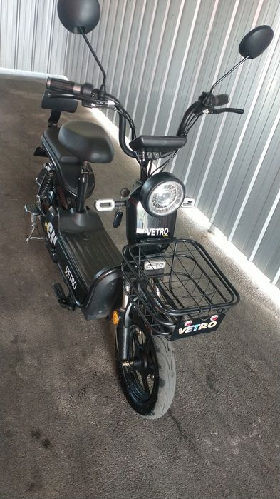 Электроскутер в хорошем состоянии.