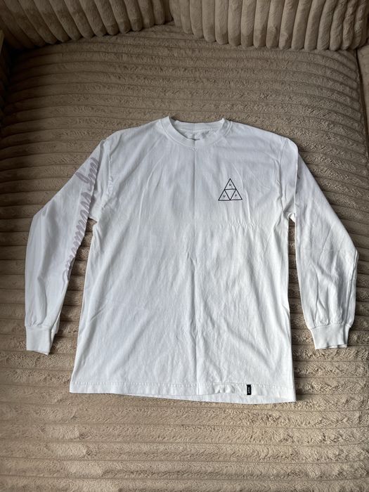 Мега интересна HUF блуза