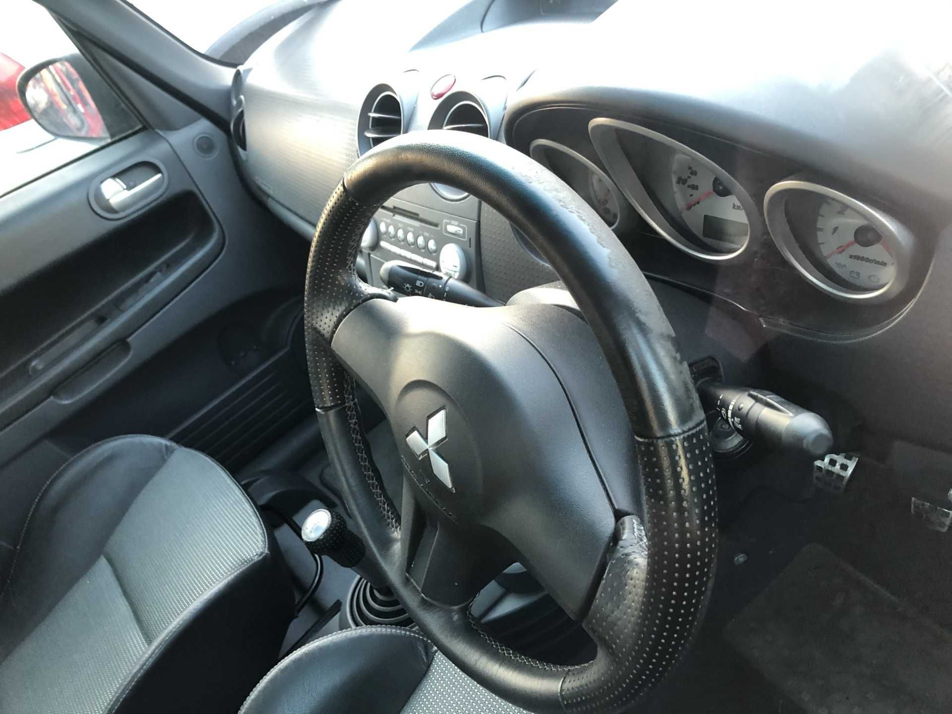 Mitsubishi Colt 1.5 на части