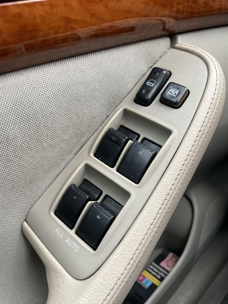Toyota Avensis 2.2 150 кс 2007 г 4999 лева