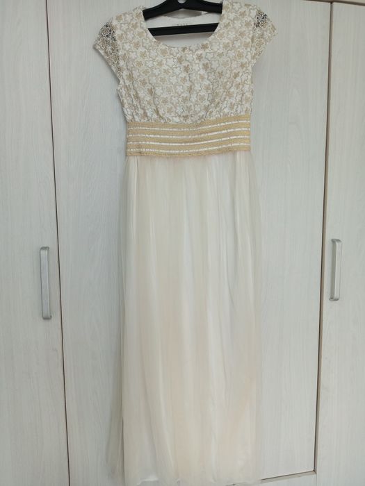 Продам нарядное платье