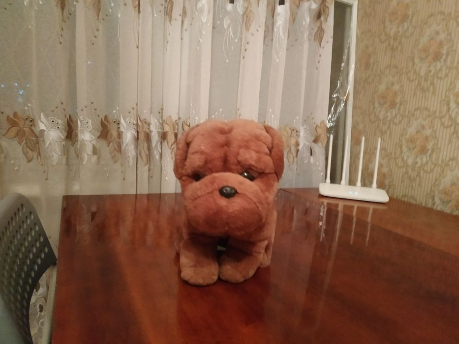 Продаю мягкую игрушку собачка породы шарпей.