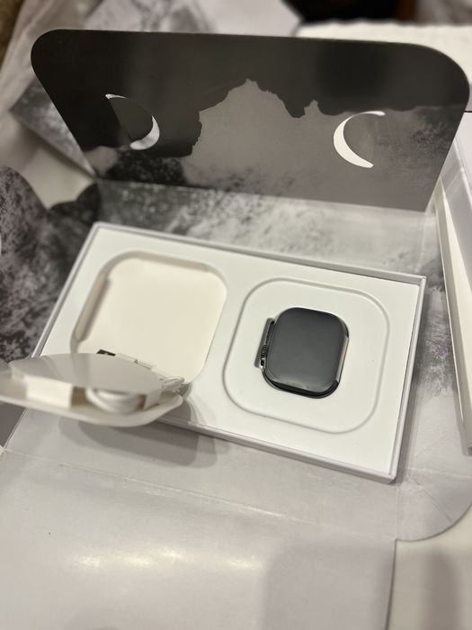 Apple Watch Ultra 2 (GPS+Cellular)49mm Titanium— Чисто Нов, запечатан