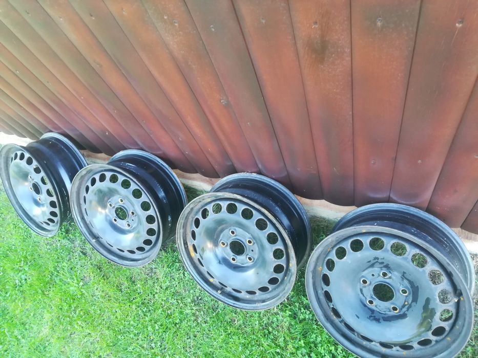 Vând genți R16 compatibile cu Volkswagen