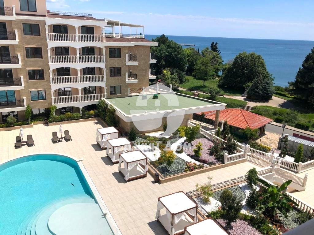 Продава се Двустаен апартамент в Несебър - 70 кв.м за 2143 €/кв.м - Снимка #11
