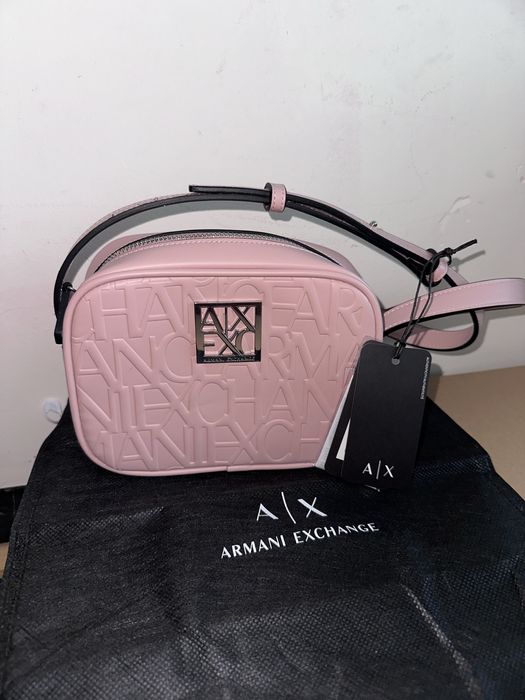 Чанта Armani Exchange в розов цвят. Неизползвана.