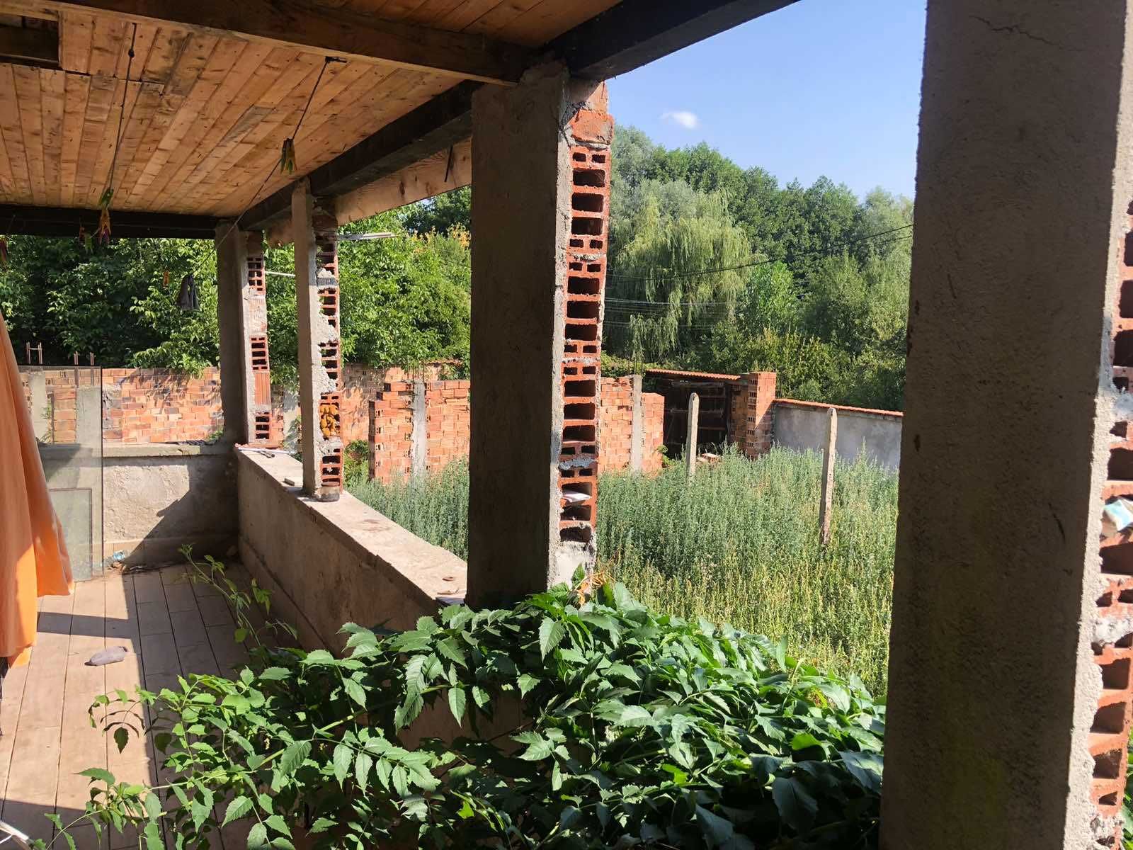 Продава КЪЩА, с. Нови хан, кв. Побит камък