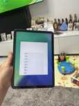 Vand tableta ipad air 10 impecanil pentru piese