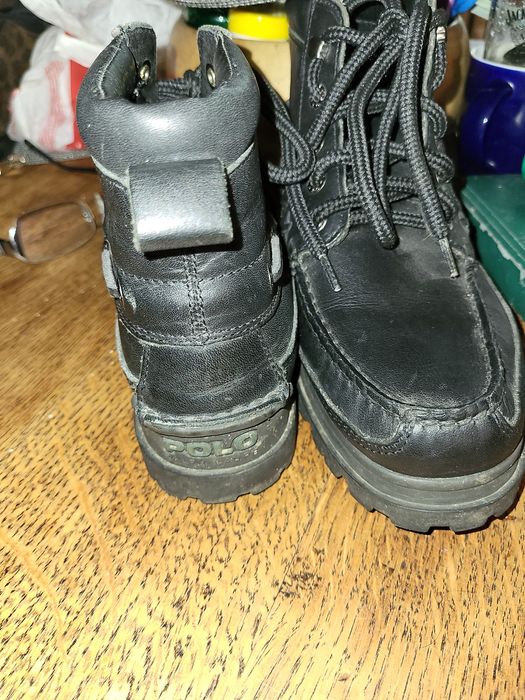 Дамски кожени зимни  боти на марка "Поло"