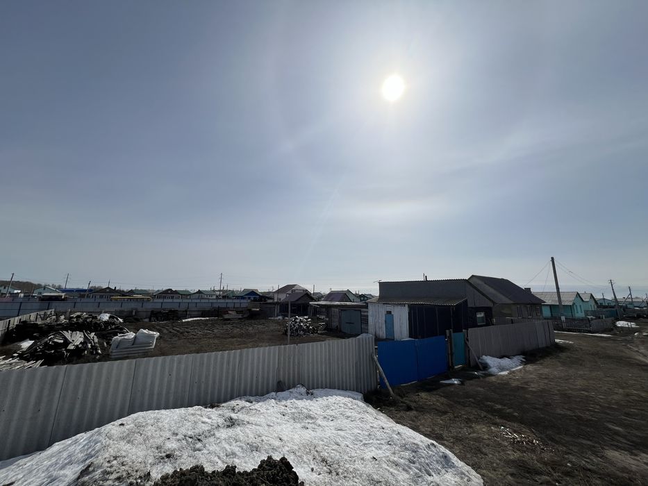 Продам участок в центре в а. Байтерек. Залит цемент под постройку