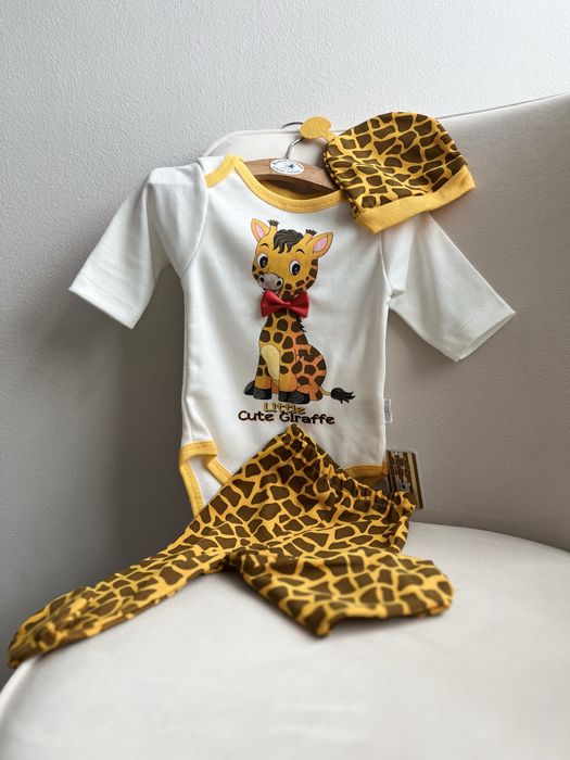 Разпродажба на бебешки дрехи