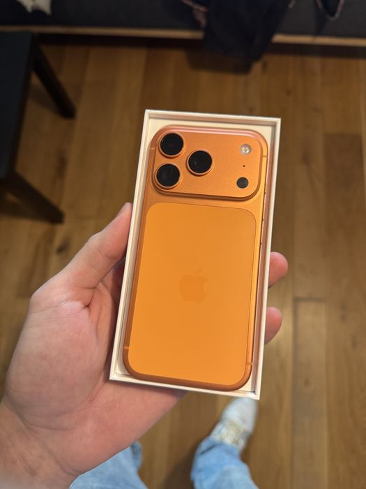 Iphone 17 pro Cosmic Orange 512GB nou!!