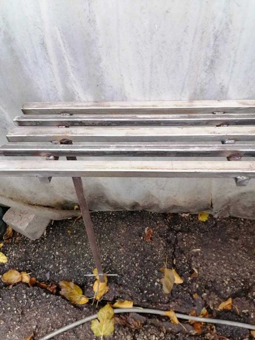 Елегантна пейка от стомана - ръчна изработка