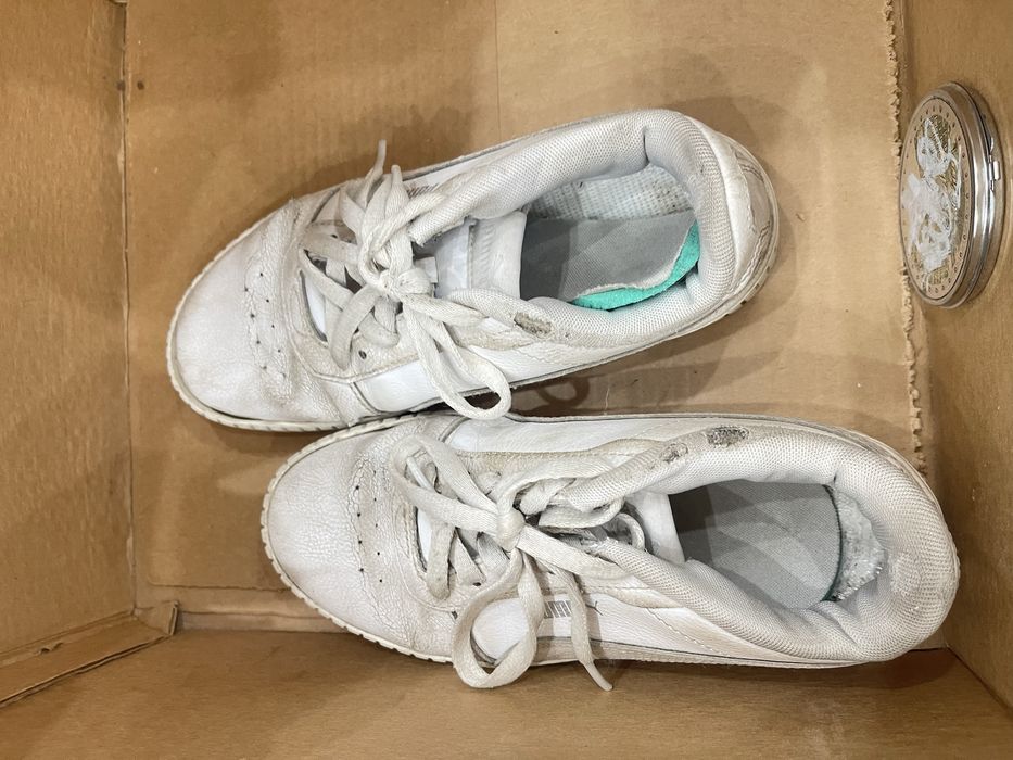 Отдам бесплатно обувь б/у