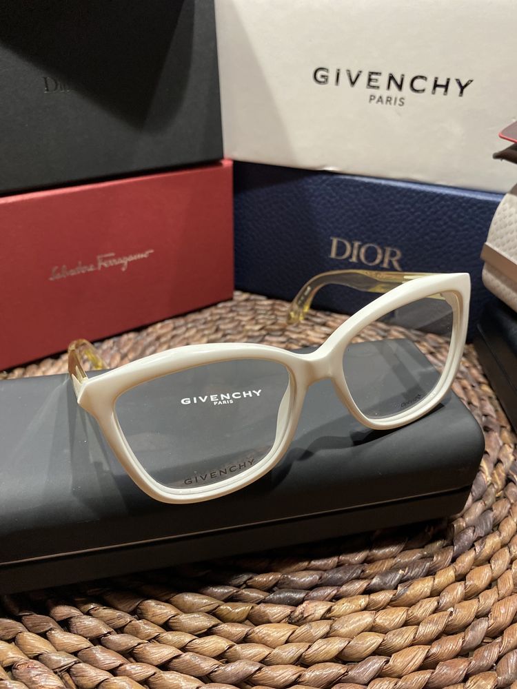 Рамки за очила Givenchy Paris GV0008
