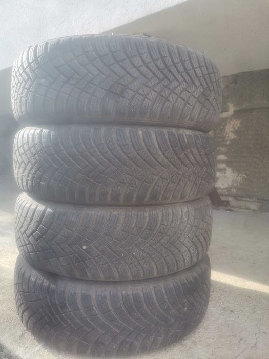 Зимни гуми Hankook  Winter i*cept RS   195/65/R15  - 4 бр. ДОТ 2423
