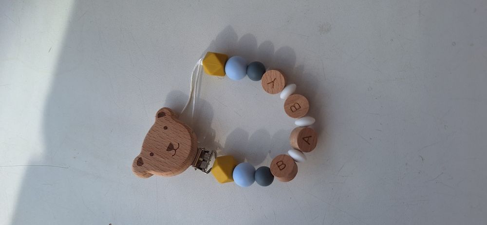 Продам новый держатель для пустышки