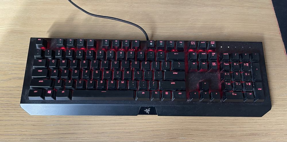 Клавиатура Razer Blackwidow X Chroma