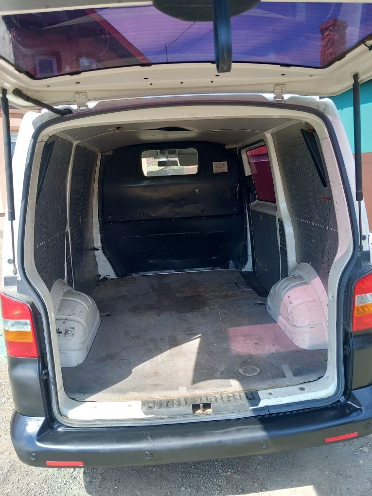Vând T5 1.9 diesel preț 4000 euro