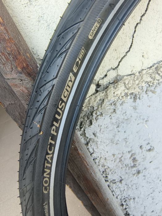 Велосипедна гума Continental Contact Plus City 28x1.75 700х47С 50 км/ч