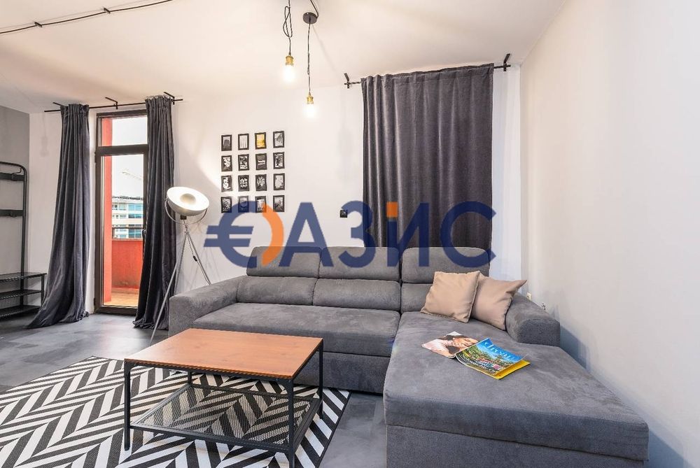 Продава се Двустаен апартамент в к.к. Слънчев бряг - 76 кв.м за 1204 €/кв.м - Снимка #7