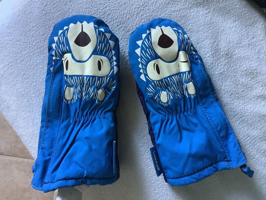 Детски ски яке, гащеризон и ръкавици от Декатлон (89-95см) + ботуши